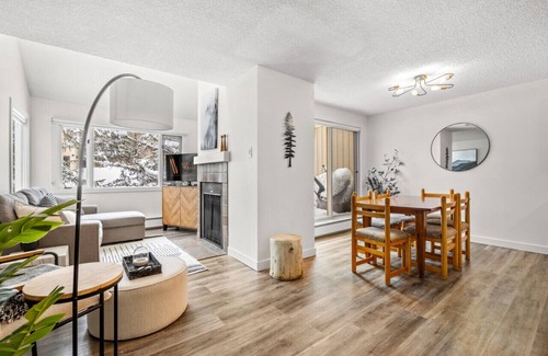 East Kootenay Apartment | Kauhoolio | Toby | Pool | Hot Tub | Sauna