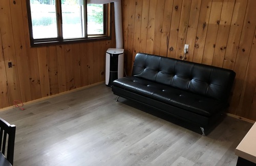 Algonquin Highlands Cottage | KAYAKS * CANOE * PADDLE BOARDS * WIFI * SATELLITE TV