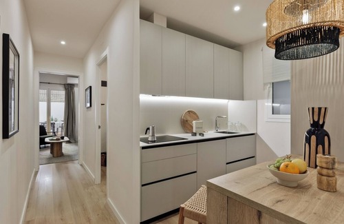 Barcelona Apartment | Kayra - 2 bedrooms and terrace in La Sagrada Familia