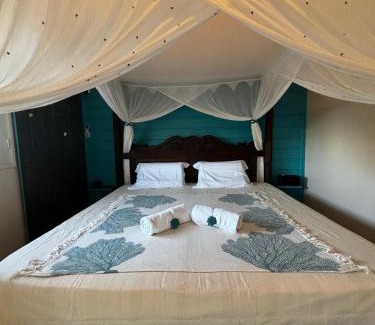 Goyave House | KAZ à STAM