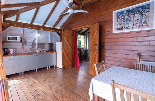 Saint-Francois House | KAZ A DINE Gites de Camago, PRIVATE SWIMMING POOL, 2 min from the beach, cistern