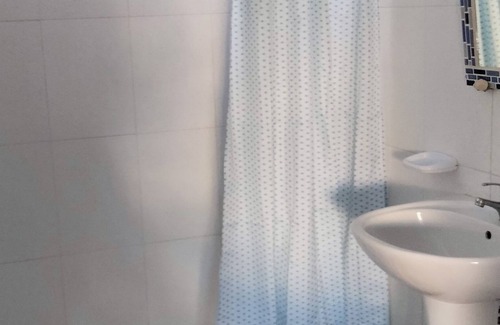 Saint-Louis House | Kaz a Ti Cam 5 minutes walk from the sea