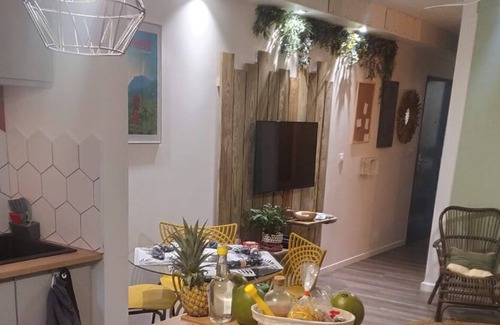 Riviere-Sens Apartment | KAZ A SOLEY - Cozy Apartment 50m2 Terrace Sea View - Beach at 200m