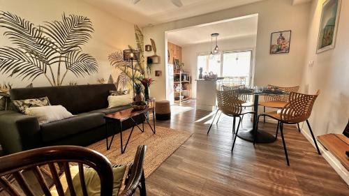 Riviere-Sens Apartment | Kaz a Soley - Gîte vue panoramique sur la mer - Plage à 500m