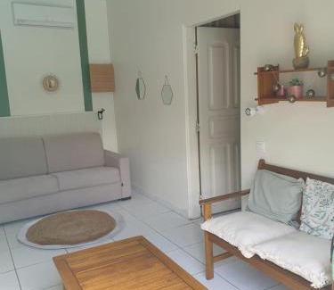 Dampierre House | kaz AN FANMI