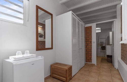 Baie-Mahault Cottage | Kaz Tropic - One Bedroom Cottage, Sleeps 2