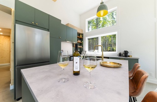 Baie-St-Paul Ski Chalet | Kbane 31: Peaceful Chalet with Spa & Scenic Views