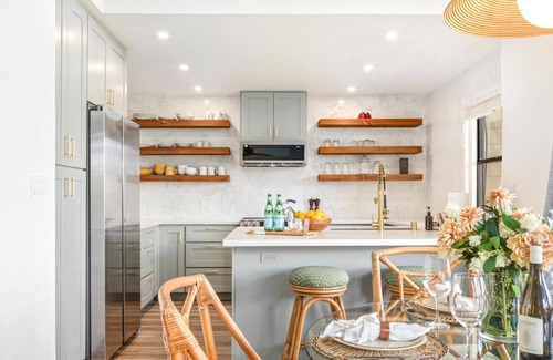 Kapalua Condo | KBM Resorts | FREE CAR | Kapalua Ridge Villas | Ocean view | Recently remodeled! Ground Floor, 1-Bedroom + Den Condo! KRV-514