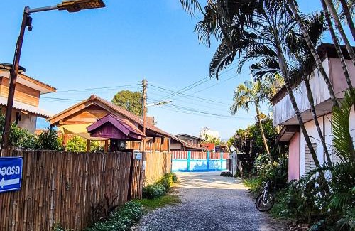 Cho Lae House | Kedthawa Homestay เฮือนเก็ดถะหวา