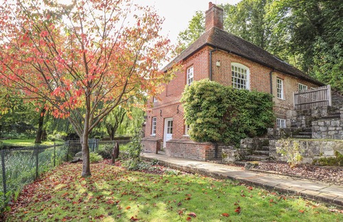 Maidstone Cottage | Keepers House