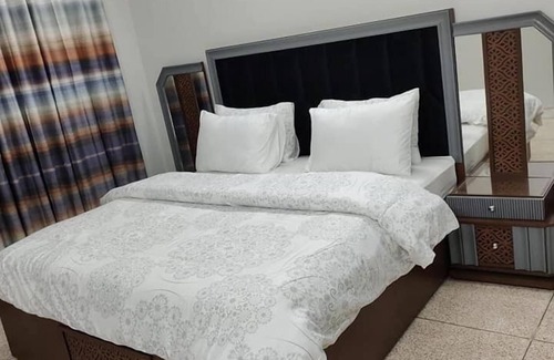 Clifton House | Kehkashan Huest House