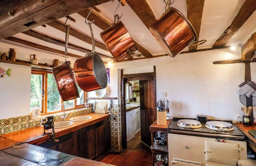 Beccles Cottage | KEIRS COTTAGE, pet friendly, with open fire in Beccles