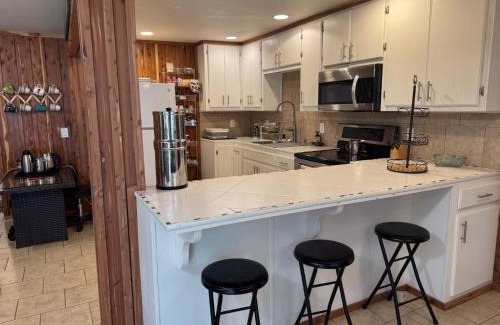 Saint Joe Apartment | Kellys Bunkhouse