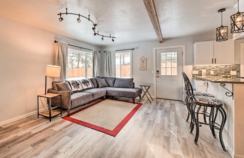 Kenai House | Kenai Home with Fireplace Less Than 10 Mi to Big Eddy!