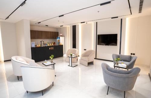 Mecca Hotel | Kenana Al Aziziah Hotel by Orvana