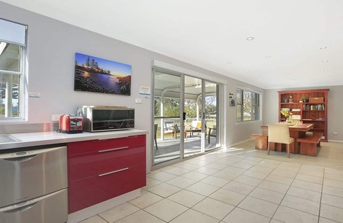 Kiama Apartment | Kendalls Two - walking distance to shops and cafes