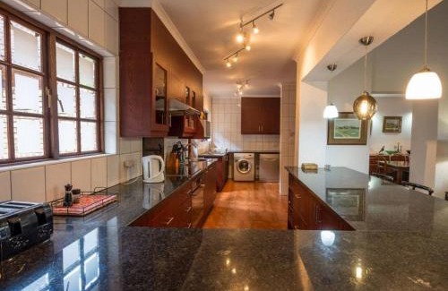 White River House | Kensington Lodge Golf Estate Villa - 17 Pinehurst Drive