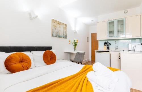 Royal Borough of Kensington and Chelsea Apartment | Kensington Luxury Suites