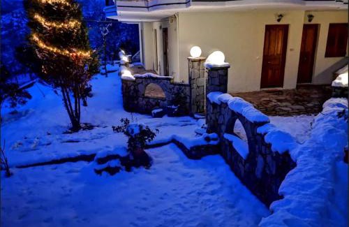 Kalavrita Apartment | KERAMIDAKI MINI SUITES 2