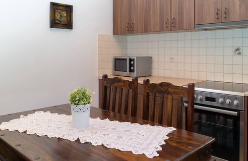 Evgiros Villa | Kerithra Villa, overlooking Vasiliki bay, close to the beach and other amenities
