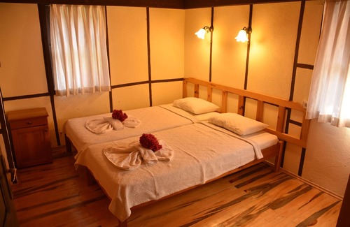 Yaniklar Hotel | Kerpic Evler