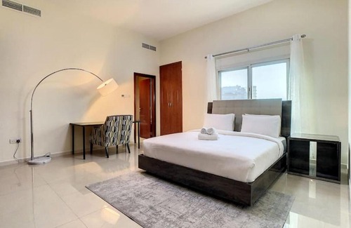 Dubai Apartment | Key View - Silicon Star