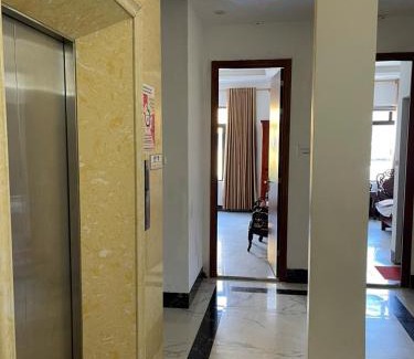 Mong Cai Hotel | Khách Sạn Trung Hậu