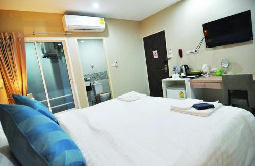 Ban Lo Long House | Khao Rang Place