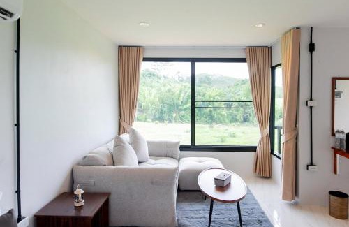 Khlong Sok Resort | Khaosok River Stone Resort & Camp