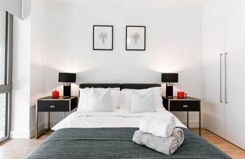 Poplar Apartment | Khayat Homes - The Owelor - Two Bed