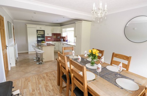 Inishmacatreer House | KILKEERAN LODGE, family friendly in Ballinrobe, County Mayo