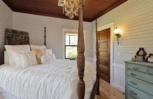 Gilford House | Kimball Castle Legacy - Lake Views - Near Gunstock