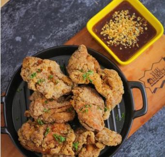 Luzon Apartment | kimora food kiosk