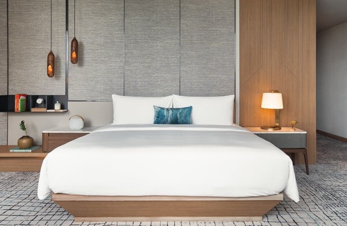 Chidlom Hotel | Kimpton Maa-Lai Bangkok by IHG