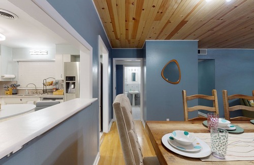 Shearer Hills - Ridgeview Bed & Breakfast | King BED/Air Port/Lackland/Quarry/Medical Center