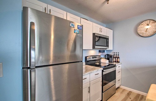 Laconia Condo | King Bed, Sleeps 6, Lake Winni Views & Pool