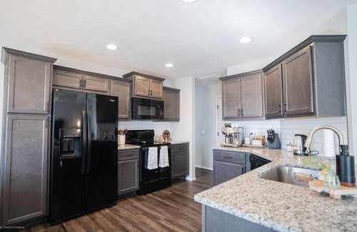 Brookline Station House | King Bed, Smart TV, Tesla Charger, Garage, Quiet Neighborhood, 15 min Downtown!