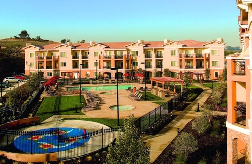 Napa Condo | King Bed Studio Vino Bello BottleRock Check In Thu 5/22 Check out Mon 5/26.