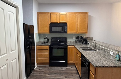 Panama City Beach House | King Condo Panama City Beach All Amenities Resort Retreat & Luxury