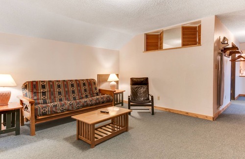 Lewis House | King Room with Kitchen at Dolores Mountain Inn