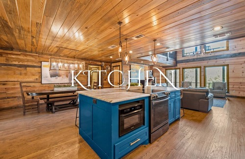 Broken Bow Cabin | King Suites, Game Room, Fire Pit, Pet Friendly