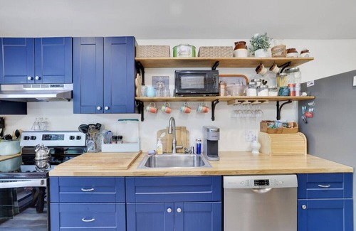 Lake Harmony Ski Chalet | KingBed+Cabin+quiet+new renovation+foliage+ski