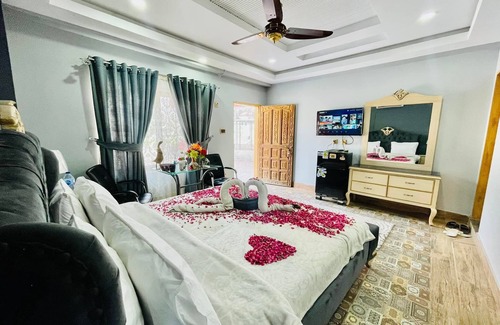 Muzaffarabad House | kingdom Guest House