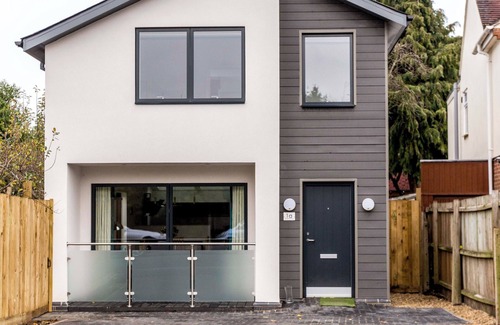 Cambridge House | Kingfisher Cambridge New 2 Bedroom Luxury House