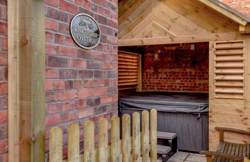 Wainfleet All Saints House | Kingfisher Cottage
