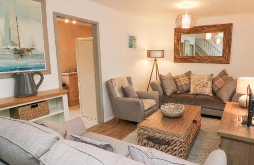 Watermouth House | Kingfisher Cottage