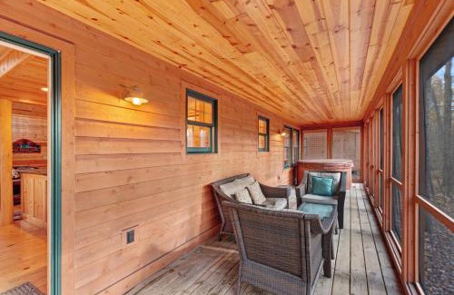 Saugatuck House | Kingfisher Cove Cabin 28