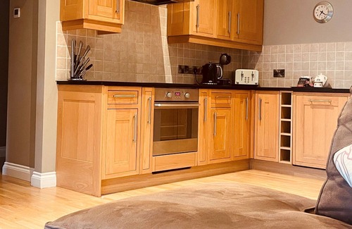 Exeter Cabin | Kingfisher Lodge, South View Lodges, Exeter
