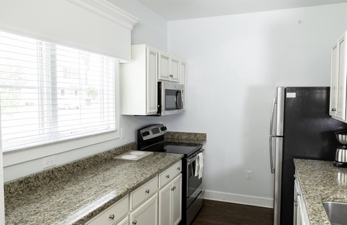 Lackey House | Kings Creek Resort- 2 BR w/Full Kitchen, Indoor & Outdoor Pools, Sleeps 6!