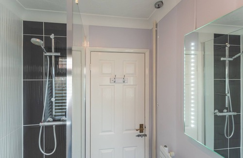 Bursledon Apartment | Kings Field Maisonette